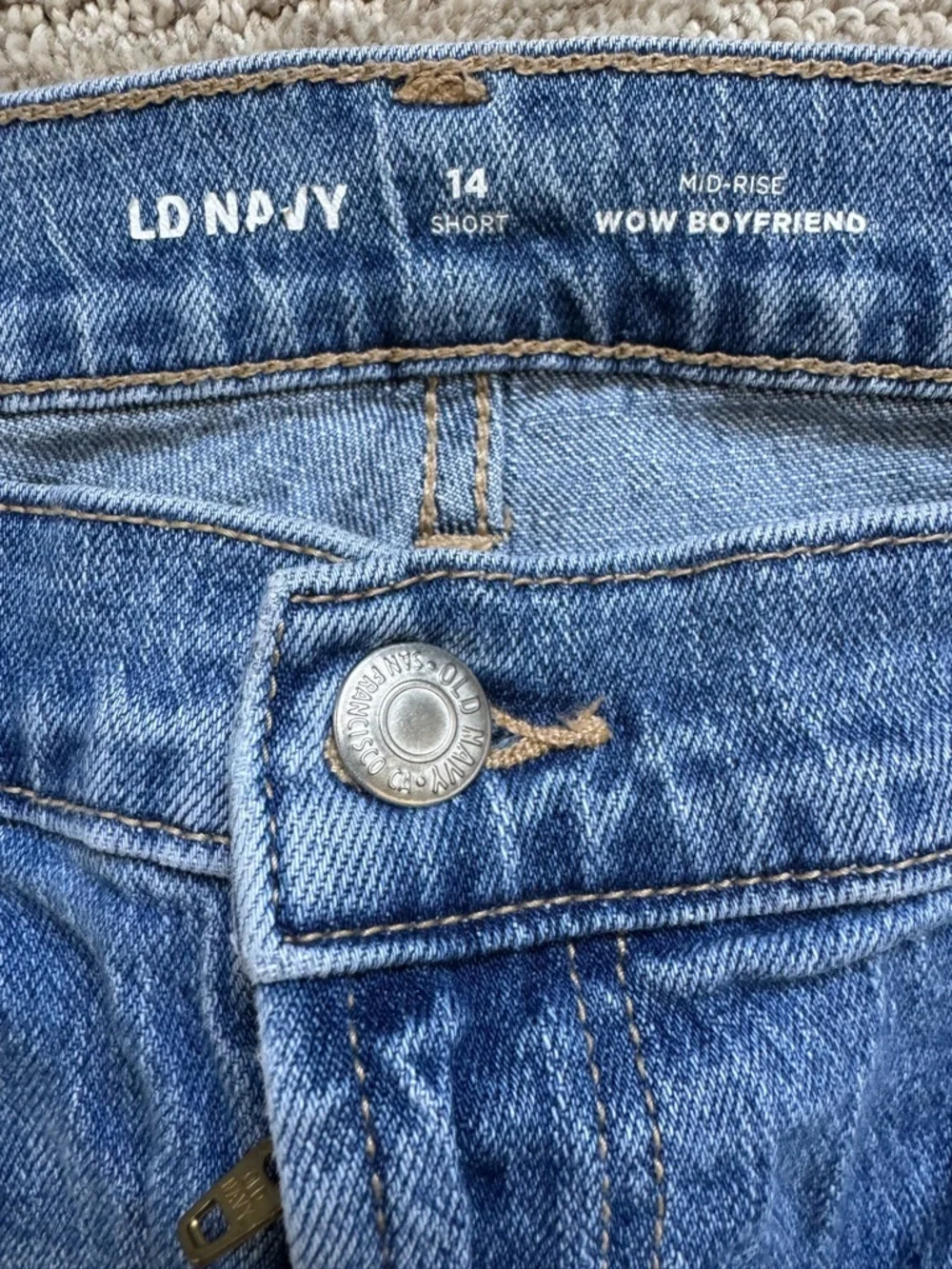 Old Navy Womens Jeans Size 14 2-Pack Mid Rise Wow Boyfriend Denim - Picture 4 of 9